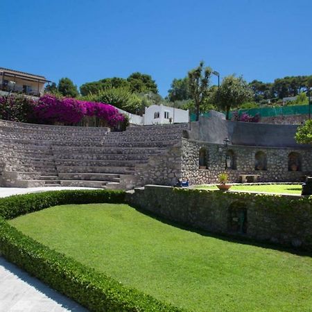 La Casa Dei Merli Капри Екстериор снимка