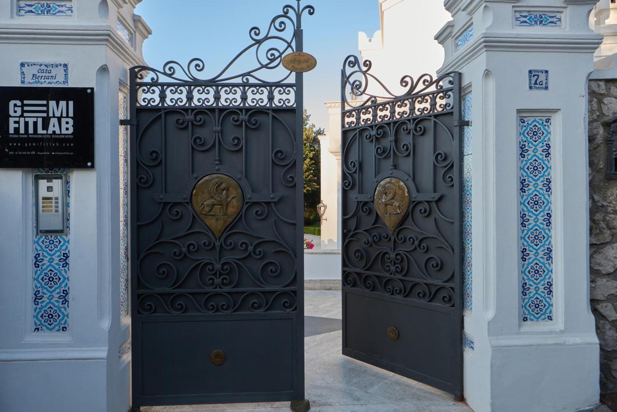 La Casa Dei Merli Капри Екстериор снимка