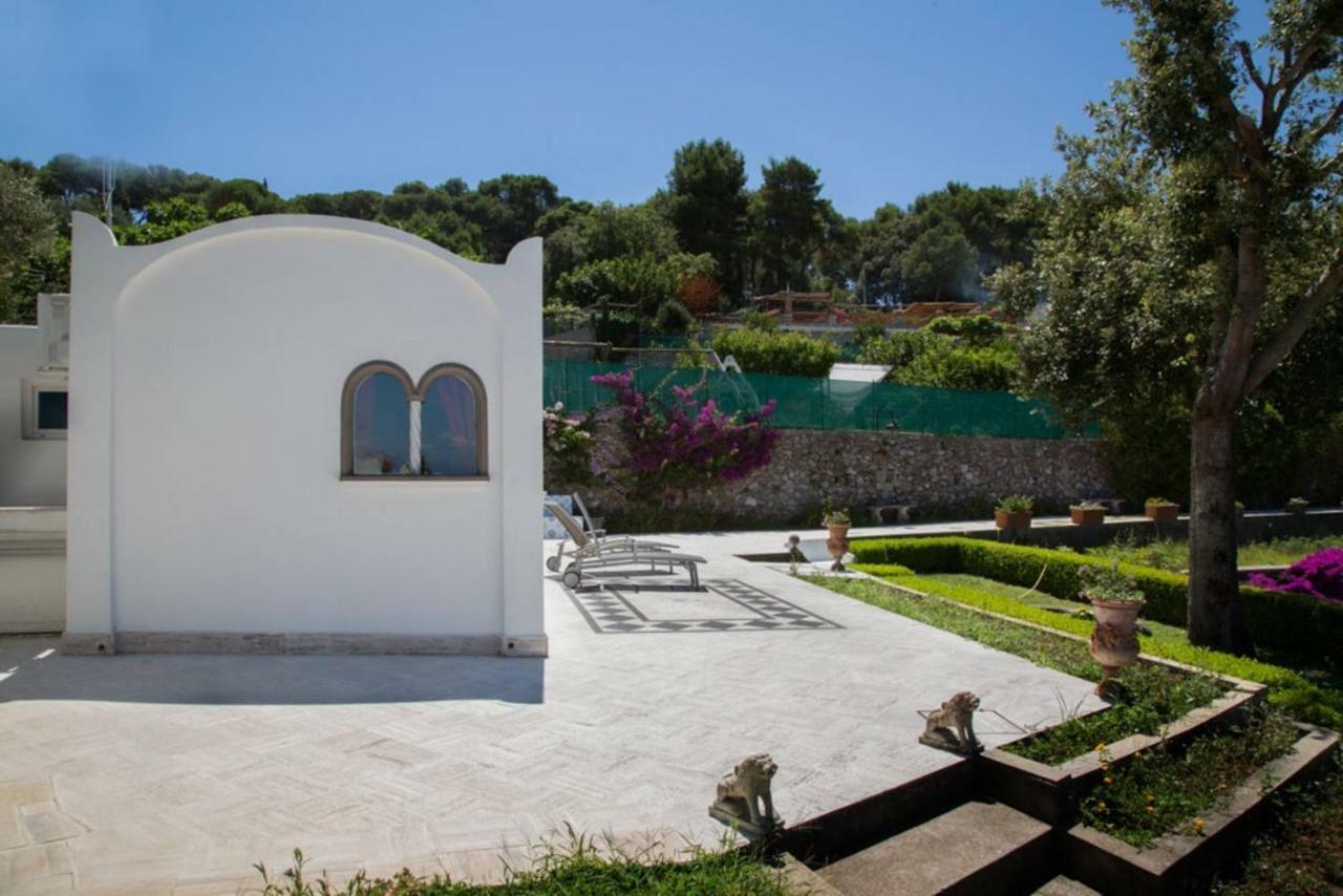 La Casa Dei Merli Капри Екстериор снимка