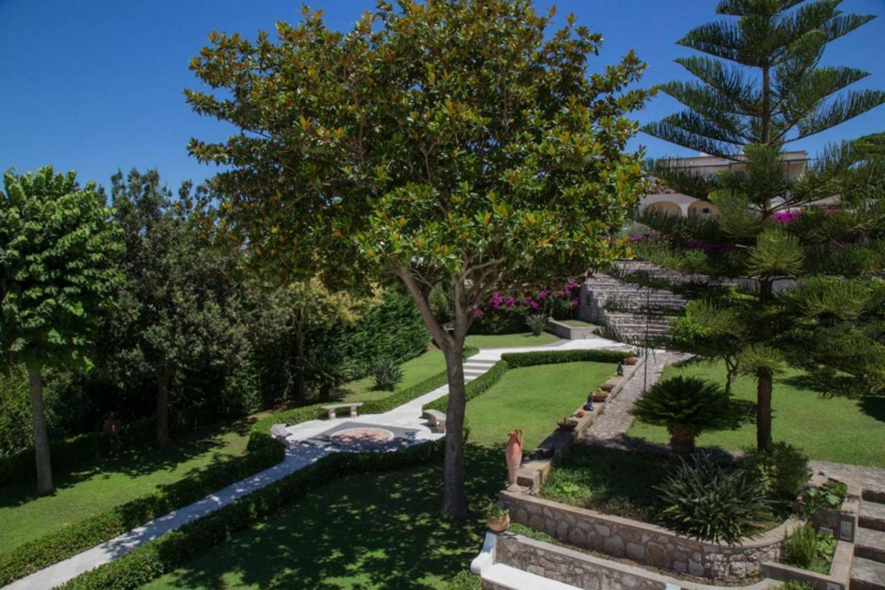 La Casa Dei Merli Капри Екстериор снимка